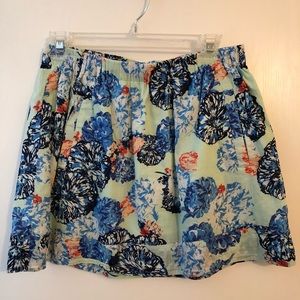 Vintage J. Crew floral skirt, size S perfect for Spring! Great condition!